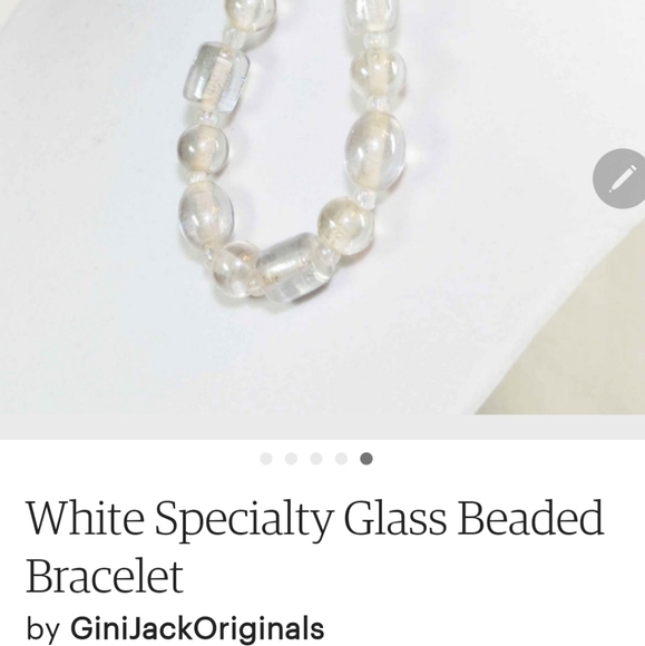 Beautiful Handmade Beaded Bracelet - Picture 6 of 7